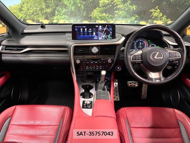 Lexus RX 2019-10 6815757-1