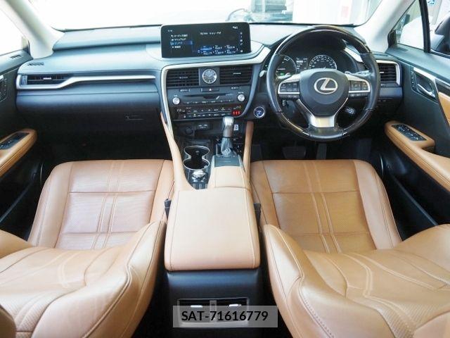 Lexus RX 2020-09 7020797-11