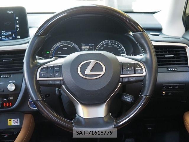 Lexus RX 2020-09 7020797-20