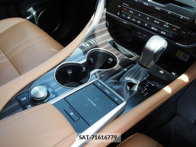 Lexus RX 2020-09 7020797-28