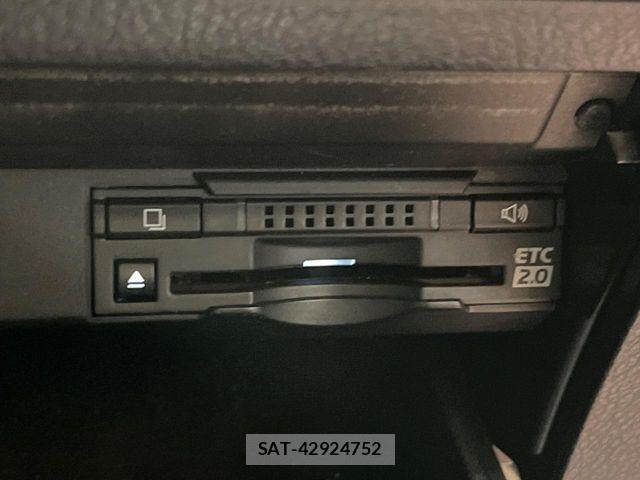 Lexus RX 2017-10 7020798-6