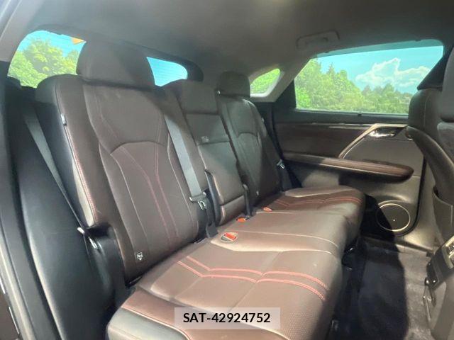 Lexus RX 2017-10 7020798-8