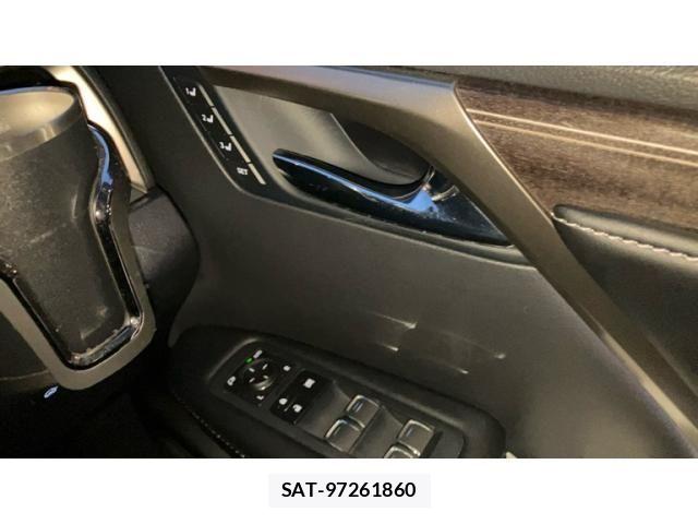 Lexus RX 2020-01 7059323-10