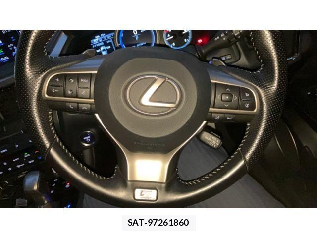 Lexus RX 2020-01 7059323-7