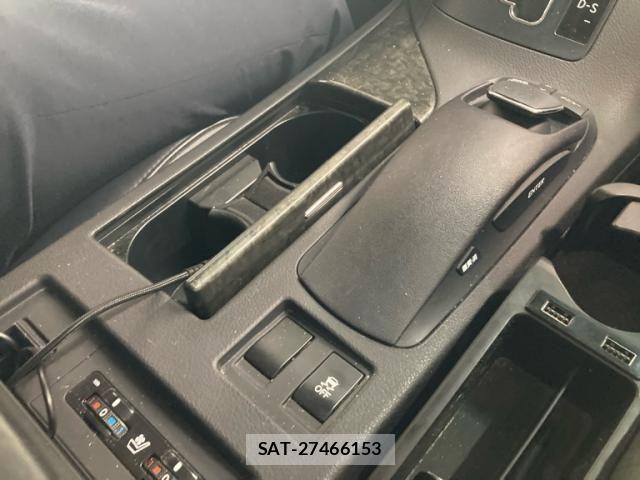 Lexus RX 2010-04 7059326-12