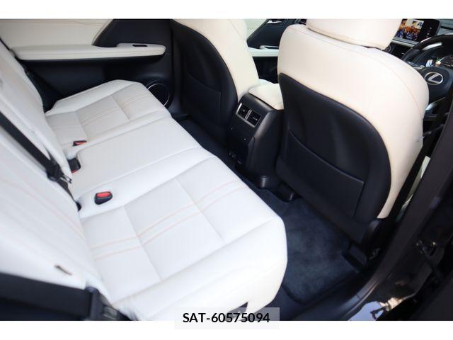 Lexus RX 2021-06 7221155-10