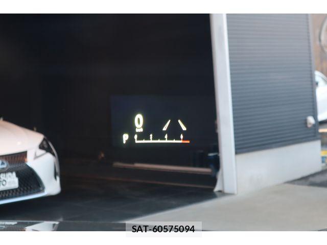 Lexus RX 2021-06 7221155-17
