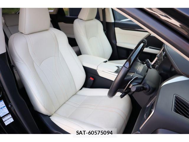 Lexus RX 2021-06 7221155-8