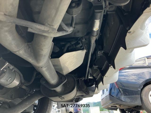 Lexus RX 2021-07 7221150-10