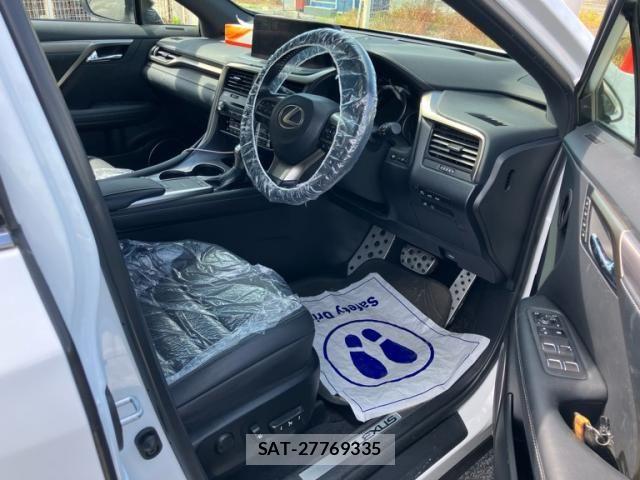 Lexus RX 2021-07 7221150-14