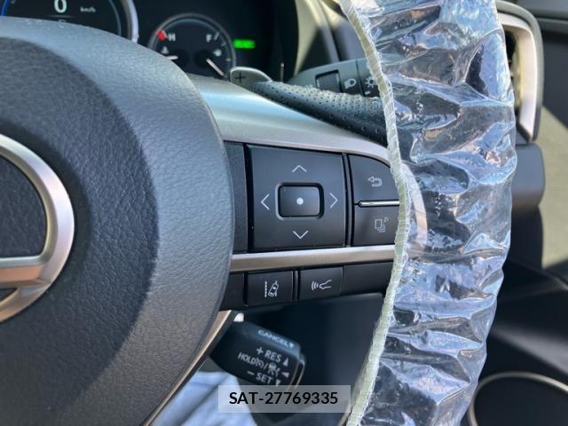 Lexus RX 2021-07 7221150-28