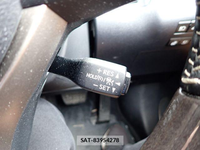 Lexus RX 2021-04 7251373-18