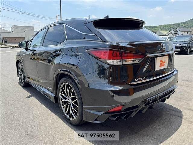 Lexus RX 2019-09 7251370-12