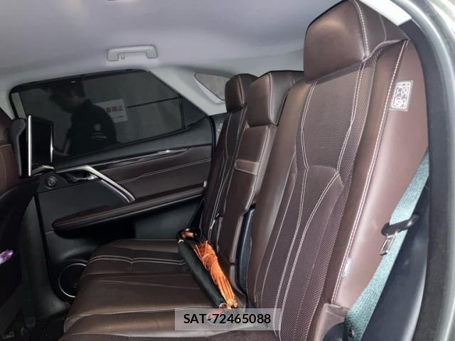 Lexus RX 2022-08 7272249-10