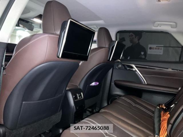 Lexus RX 2022-08 7272249-11