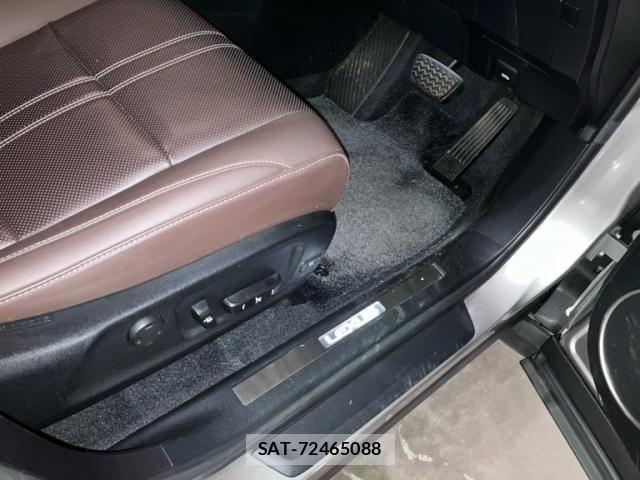 Lexus RX 2022-08 7272249-18