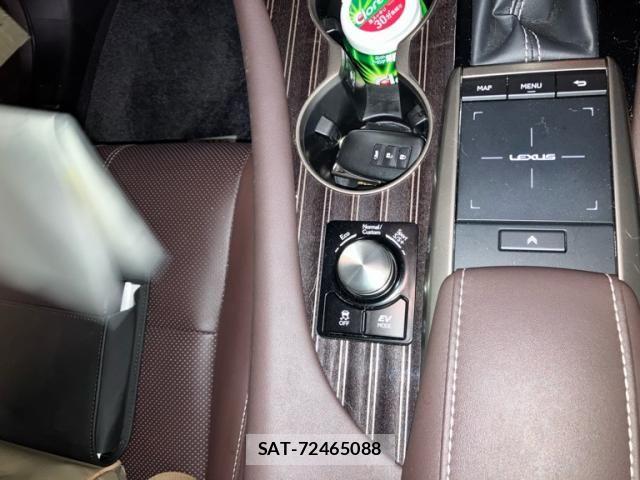 Lexus RX 2022-08 7272249-21