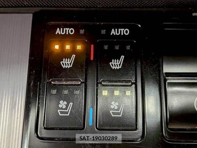 Lexus RX 2016-09 7358569-8