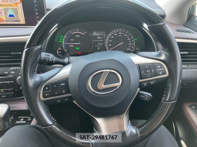 Lexus RX 2016-02 7392710-15