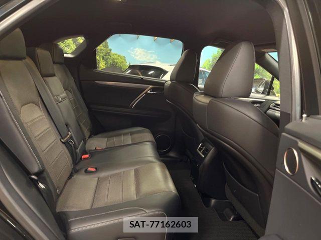 Lexus RX 2020-01 7501332-8