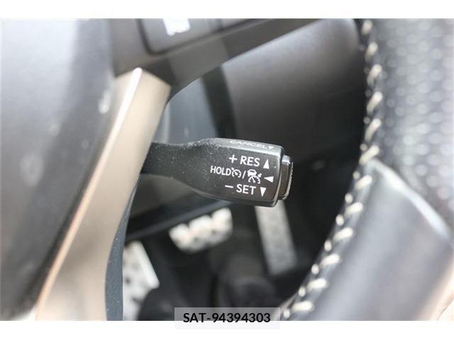 Lexus RX 2016-07 7501336-7
