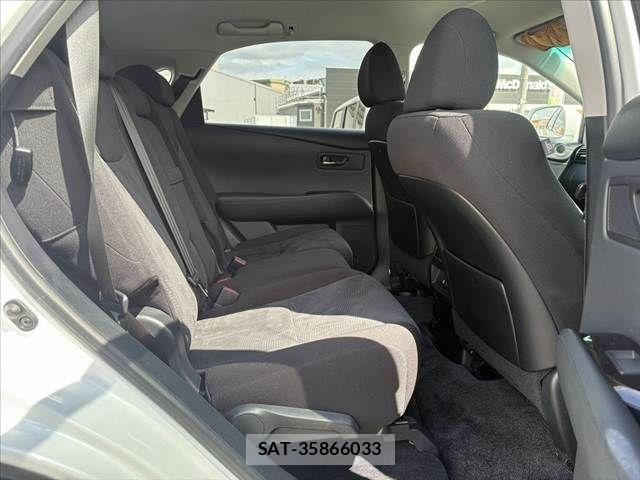 Lexus RX 2010-09 7562375-17