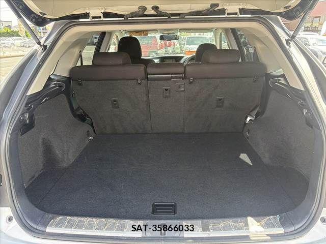 Lexus RX 2010-09 7562375-19