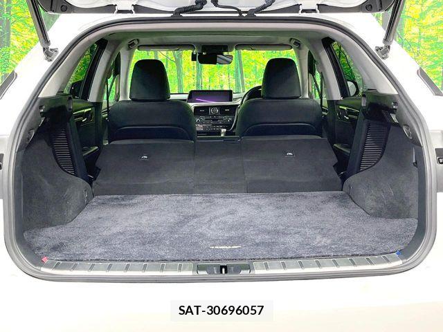 Lexus RX 2018-11 7562373-10