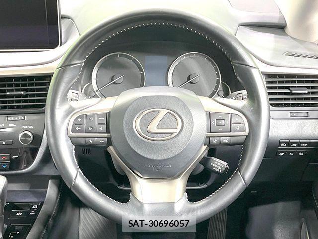 Lexus RX 2018-11 7562373-11