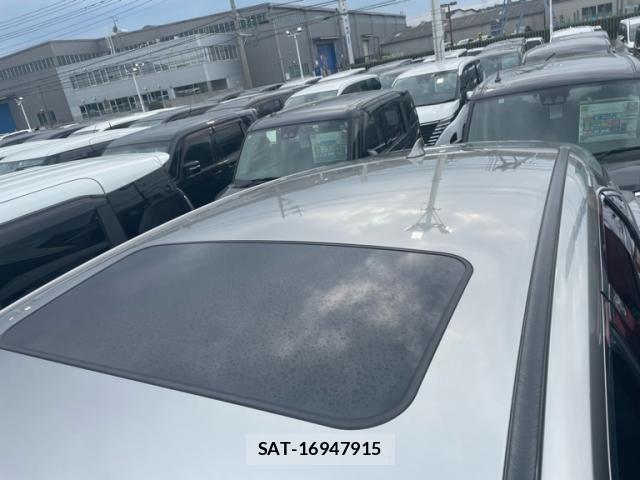 Lexus RX 2016-01 7617747-9
