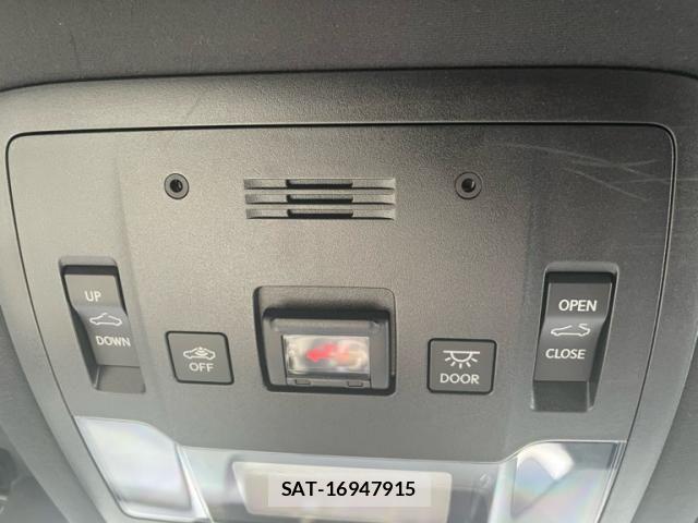 Lexus RX 2016-01 7617747-23