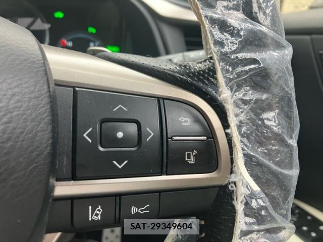 Lexus RX 2016-01 7617748-23