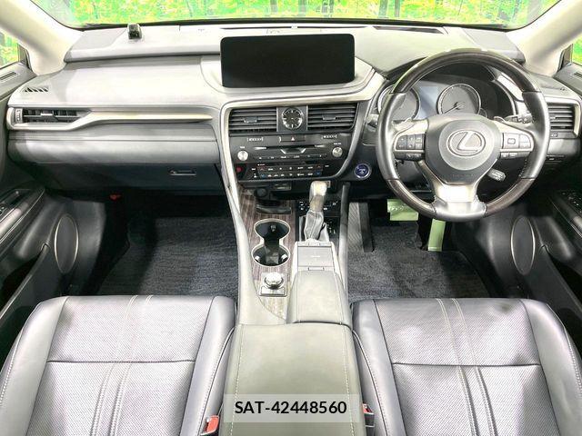 Lexus RX 2019-10 7786660-1