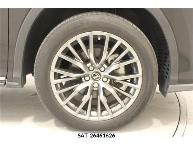 Lexus RX 2015-11 7786658-22