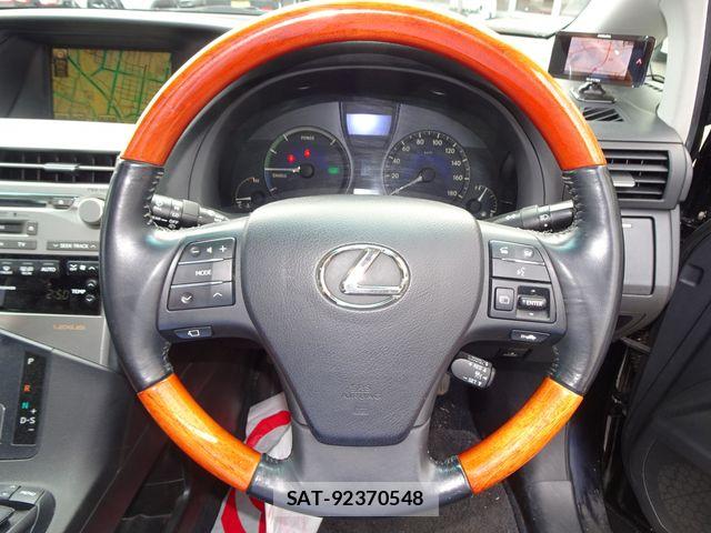 Lexus RX 2010-08 7962473-24