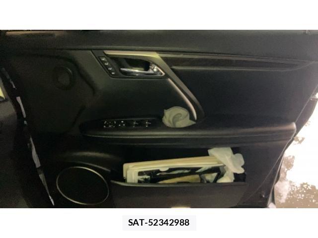 Lexus RX 2015-10 8074407-26