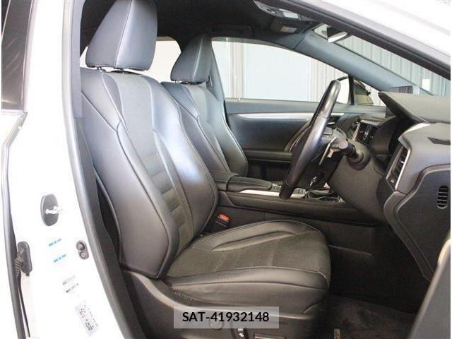 Lexus RX 2021-04 8074404-9