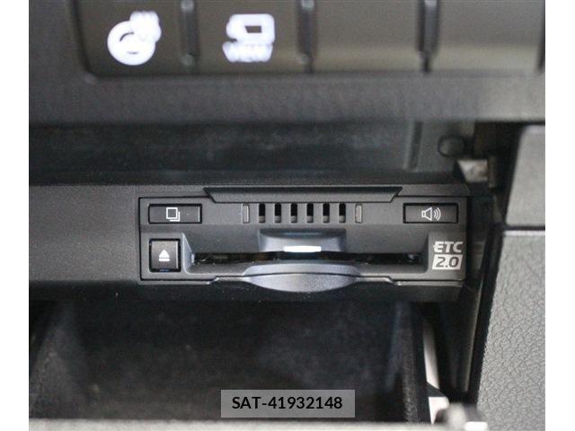 Lexus RX 2021-04 8074404-21