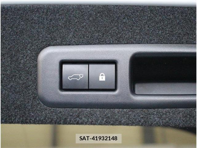 Lexus RX 2021-04 8074404-26