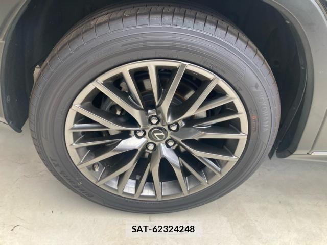Lexus RX 2015-11 8100202-8