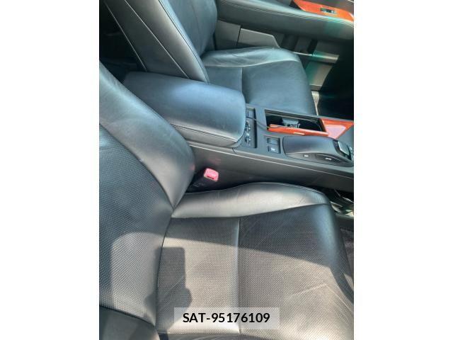 Lexus RX 2010-03 8131062-13