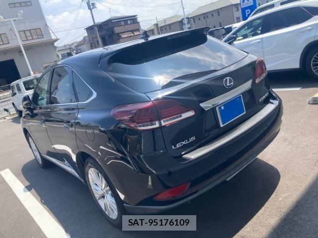 Lexus RX 2010-03 8131062-6