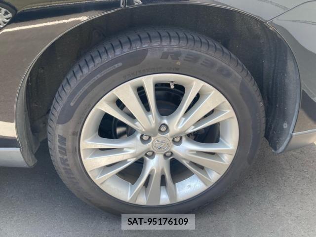 Lexus RX 2010-03 8131062-8