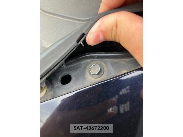 Lexus RX 2009-12 8131063-22