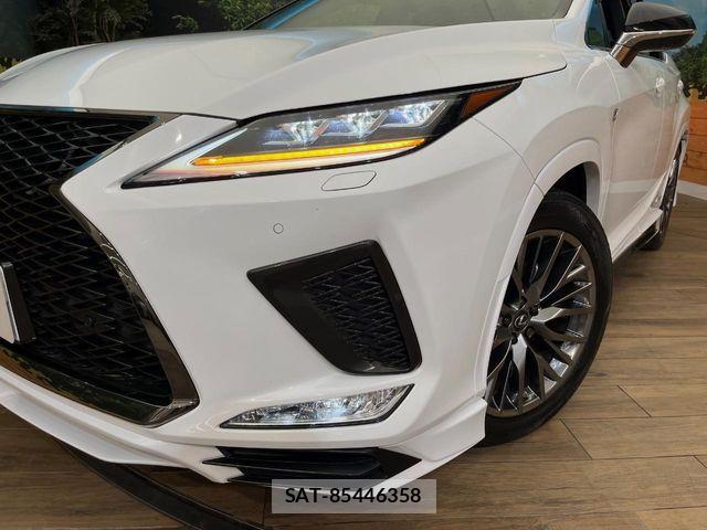 Lexus RX 2021-02 8208465-13