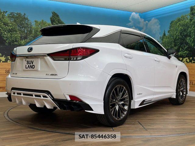 Lexus RX 2021-02 8208465-18