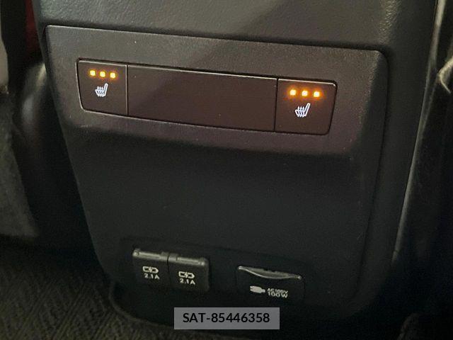 Lexus RX 2021-02 8208465-8