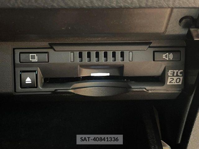 Lexus RX 2022-01 8208462-9