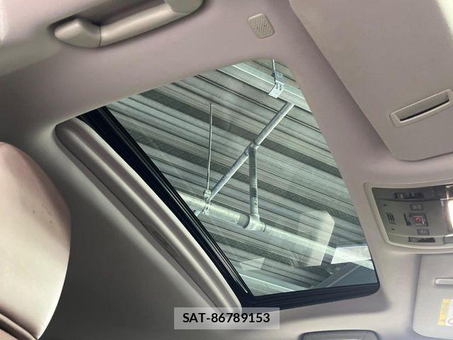 Lexus RX 2020-05 8208463-3