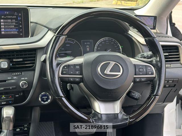 Lexus RX 2017-02 8208467-8